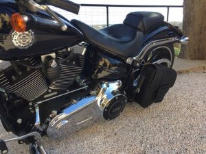 Sacoche Myleatherbikes Softail Breakout (35)